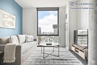 Building Photo - 730 W Couch Pl