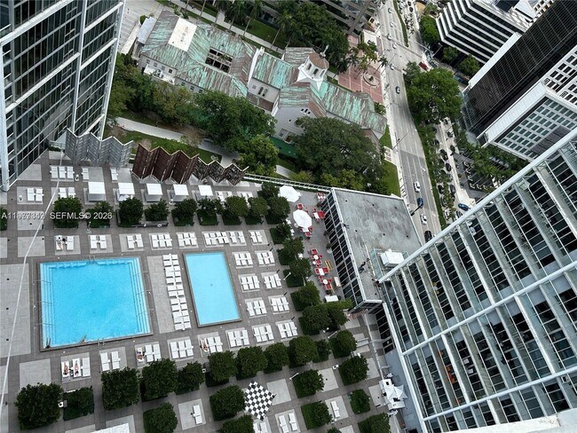 Foto del edificio - 475 Brickell Ave