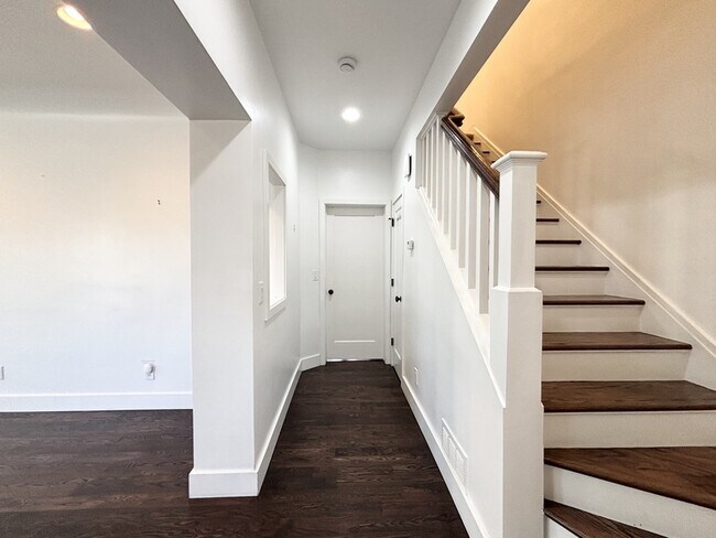 Foto del edificio - 77 Hillside Ave