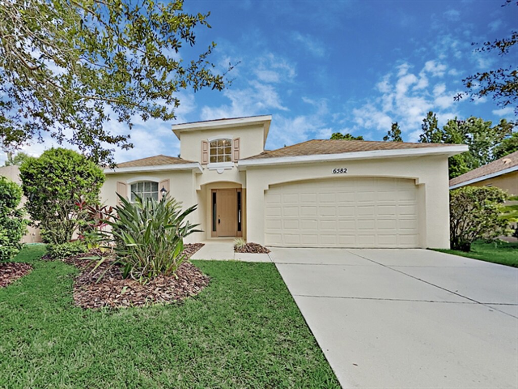 6582 Blue Grosbeak Cir, Lakewood Ranch, FL 34202 House for Rent in