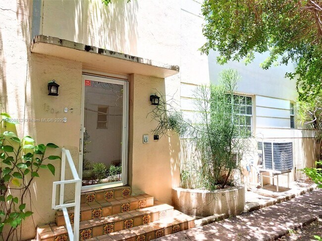 Foto del edificio - 1307 Euclid Ave