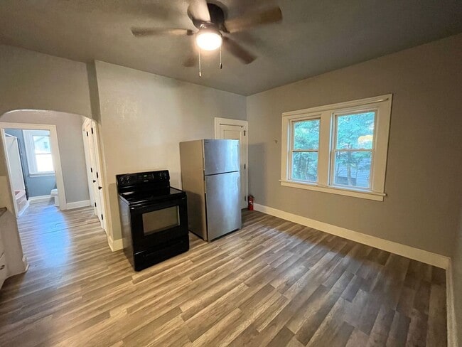 Building Photo - 3 Bed 1 Bath Single Family Home in Wausau