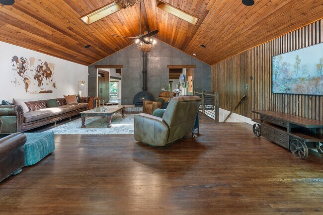 Foto del edificio - 2785 Osborne Rd NE