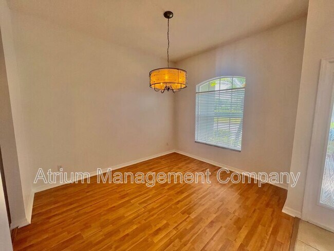 Foto del edificio - 786 Oak Burl Ct
