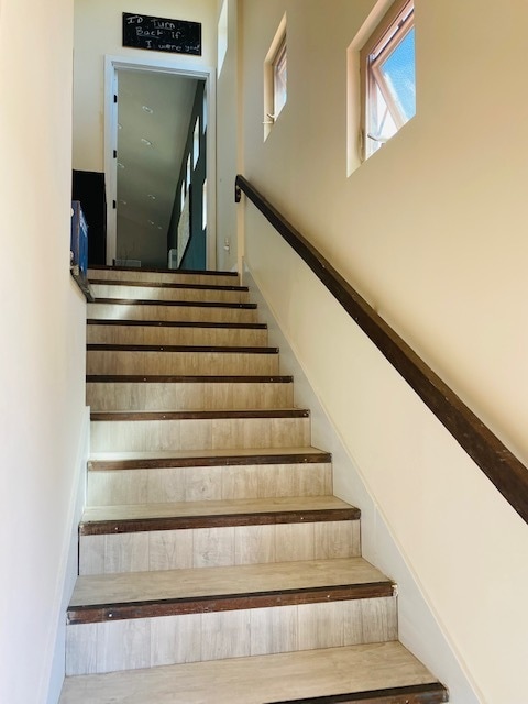 Building Photo - 4784 Mount Almagosa Dr