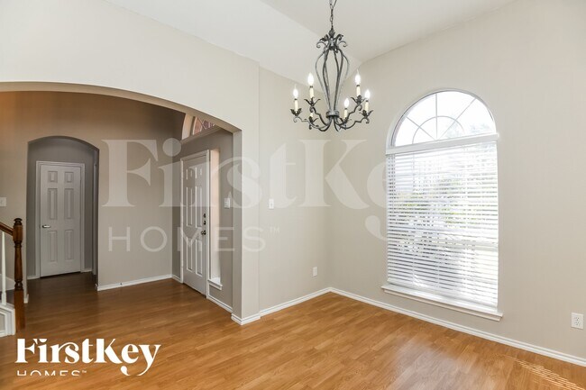 Foto del edificio - 6321 Melanie Dr