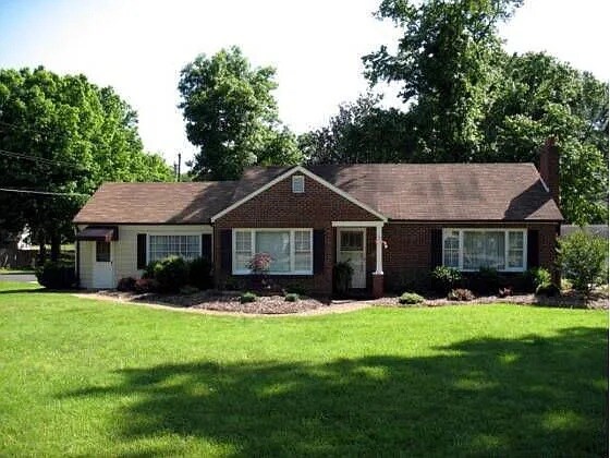 Primary Photo - 3007 Westover Dr