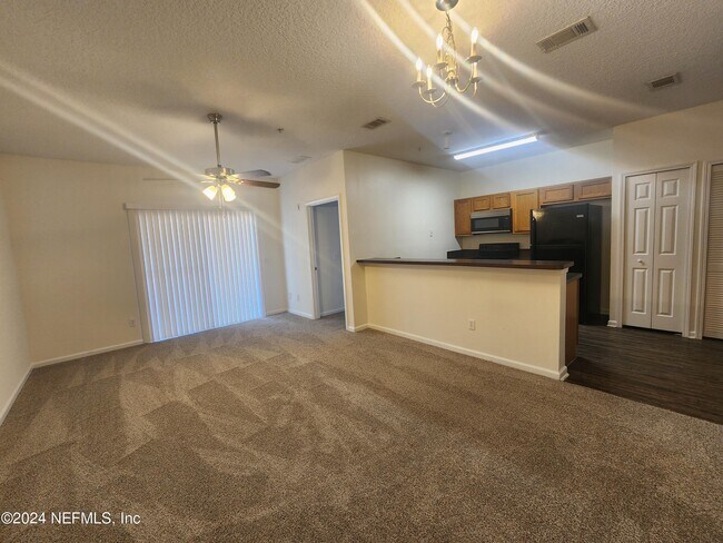 Foto del edificio - 3690 Kirkpatrick Cir
