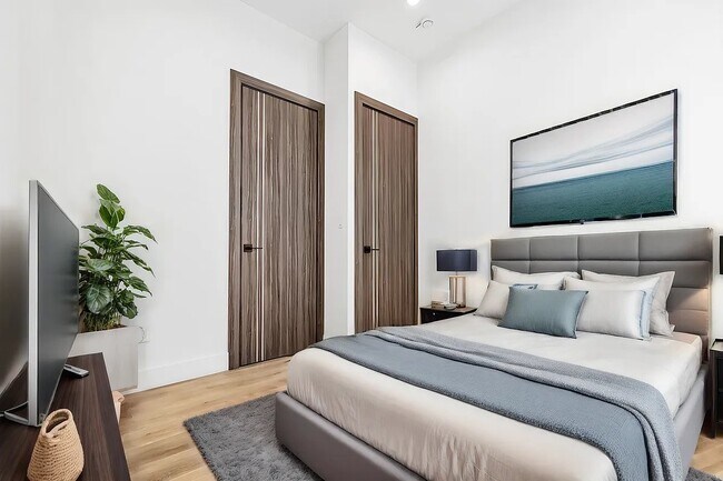 Foto del edificio - 314 W 51st St
