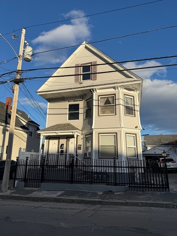 Building Photo - 37 Tenney St