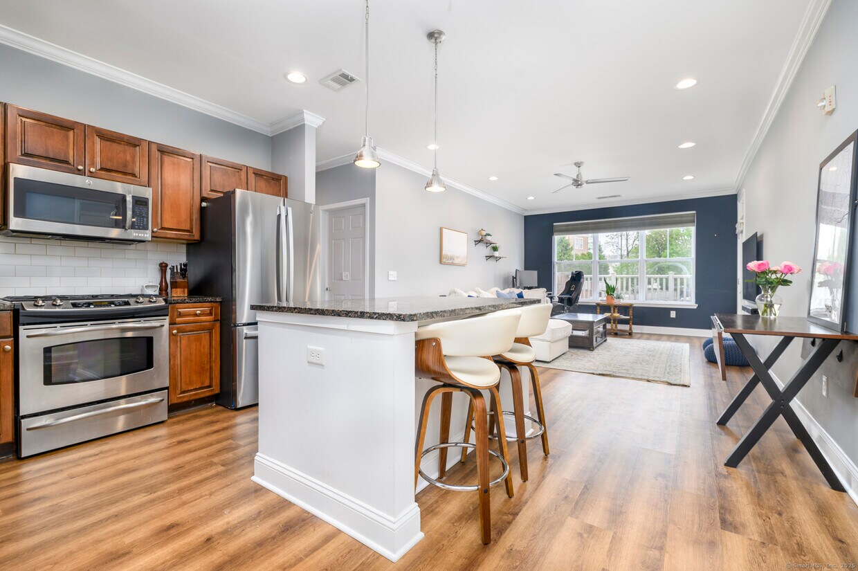 Foto principal - 850 E Main St