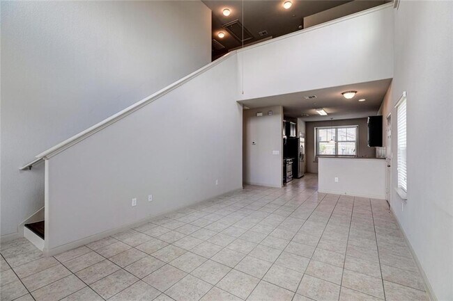 Foto del edificio - 1620 Bryant Dr