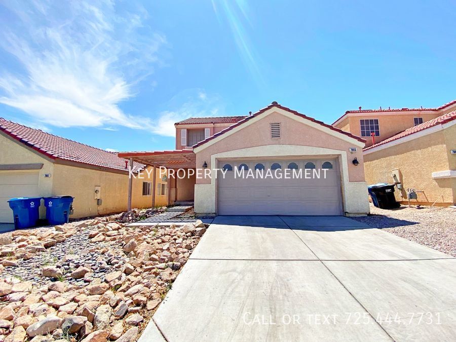 Primary Photo - 3 BEDROOM HOME W/ BED/BATH DOWN IN THE NOR...