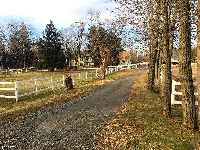 532 Meyersville Rd, Gillette, NJ 07933 House Rental in Gillette, NJ