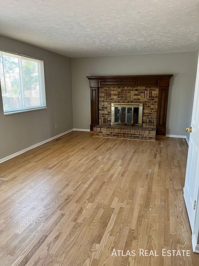 Building Photo - 5361 S Truckee Ct