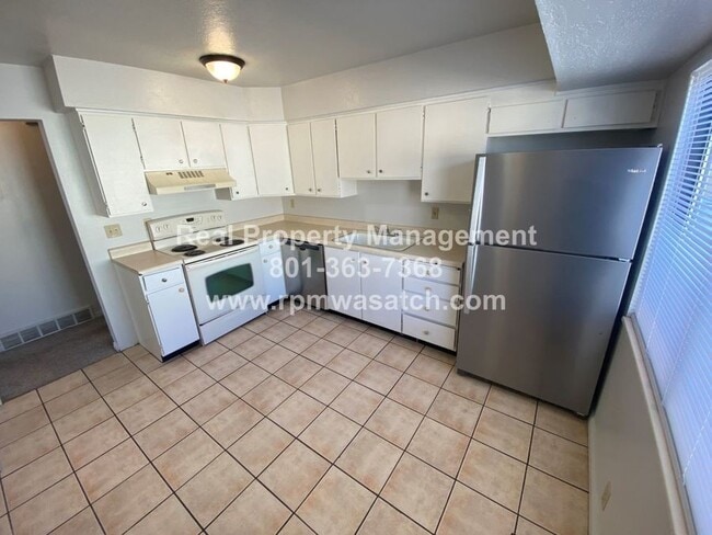 Building Photo - 4722 Xanadu Cir