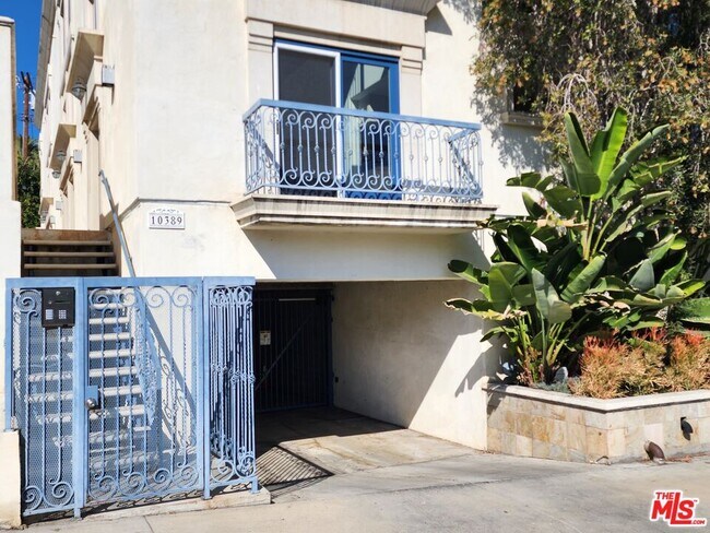 Foto del edificio - 10389 Almayo Ave