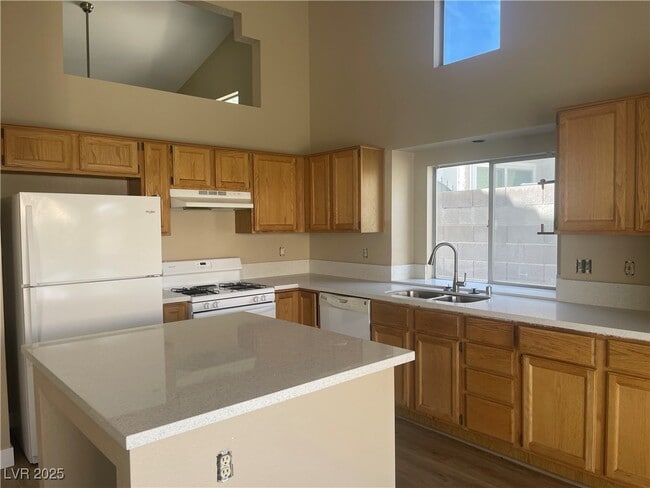 Building Photo - 2226 Crown Valley Ln