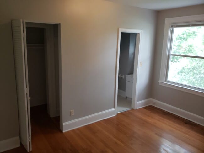 Bedroom - 4103 Roland Ave