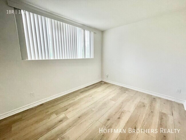 Foto del edificio - 6060 Fulton Ave