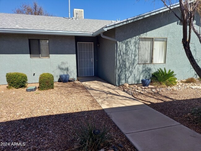 Building Photo - 4103 Calle Barona