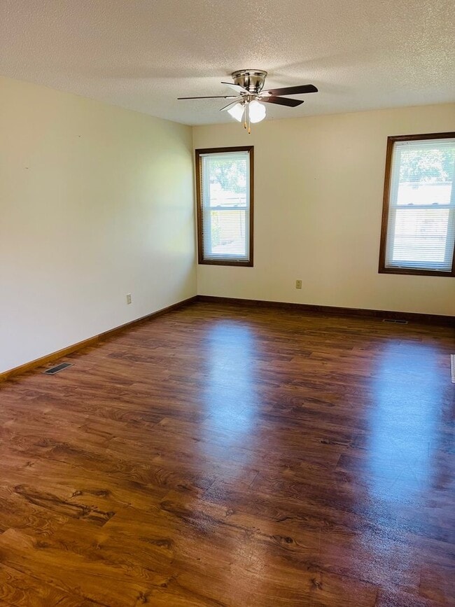 Foto del edificio - Beautiful, Spacious Single Family Home