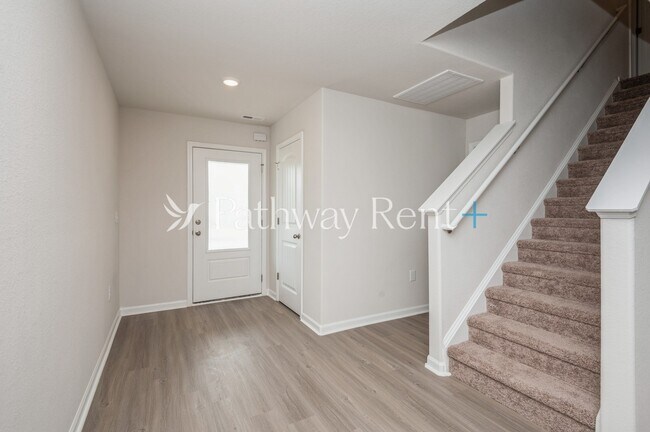 Building Photo - 6313 Lowe Ln