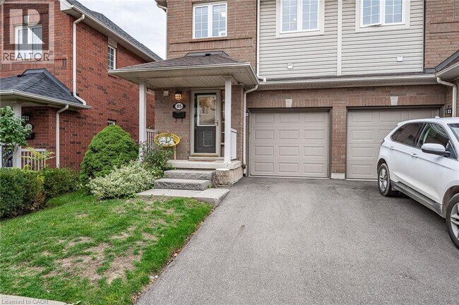 Building Photo - 100 Beddoe Dr