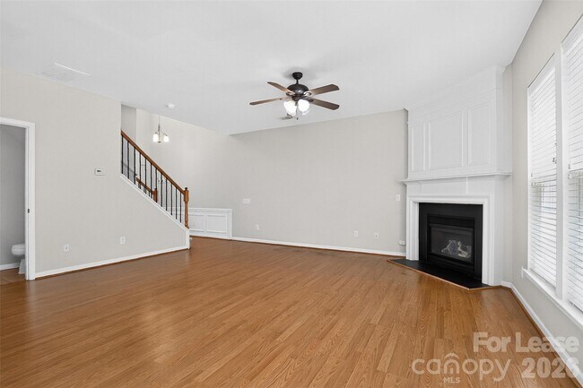 Foto del edificio - 8115 Kincaid Ct
