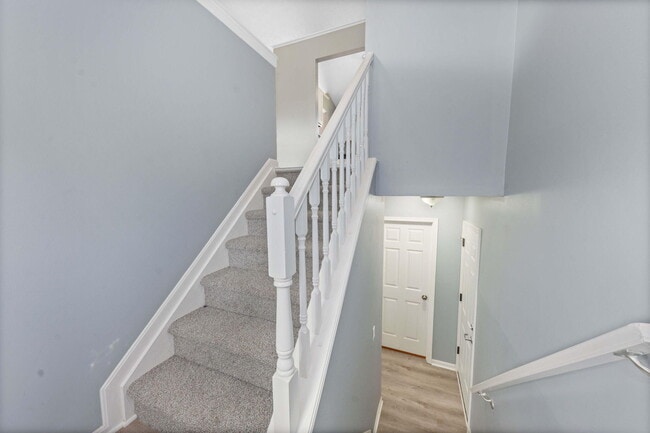 Building Photo - 2524 Aly Sheba Dr