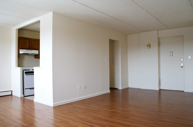 Foto del edificio - 6425 Broadway