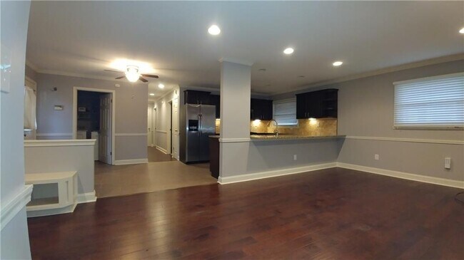 Photo - 4819 Carvel Ave House