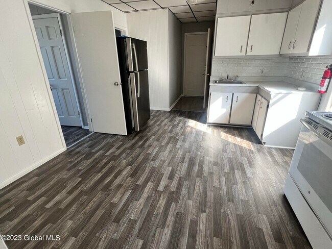 Foto del edificio - 611 Seneca St