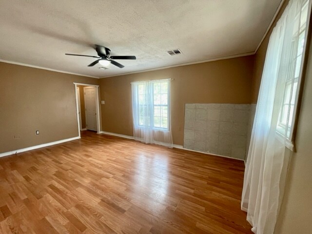 Foto del edificio - 2714 Windsor Ave