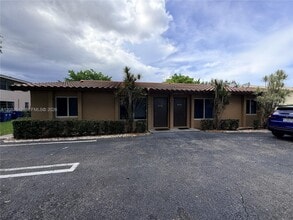 Building Photo - 10835 NW 45th St