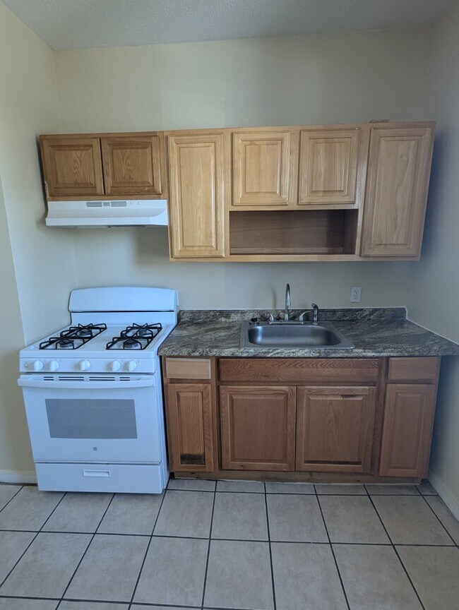 Foto del edificio - 33 Dickerman St