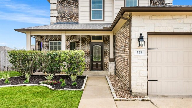 Building Photo - 328 Country Crossing Cir