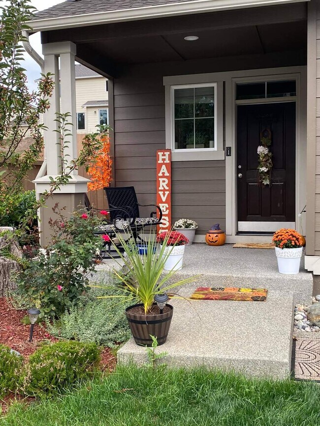 Foto del edificio - 2906 Fiddleback St NE