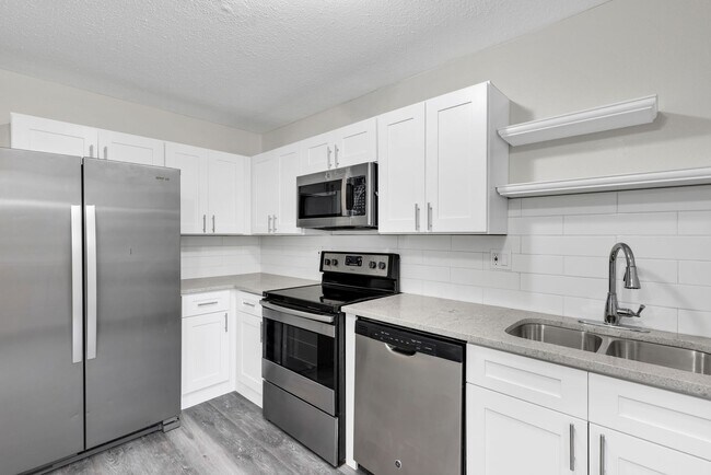 Foto del edificio - 751 Bellevue Ave