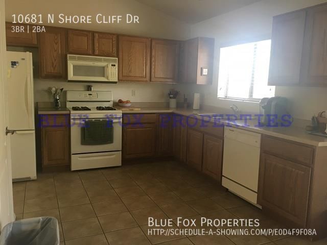Foto del edificio - 10681 N Shore Cliff Dr
