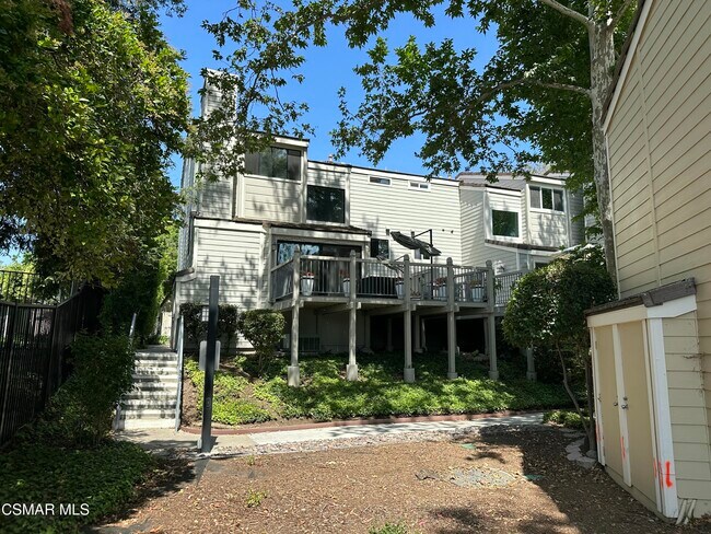 Building Photo - 1228 Westlake Blvd