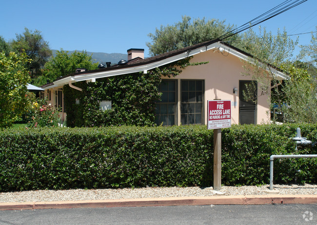 Laguna Cottages For Seniors Apartments Santa Barbara Ca