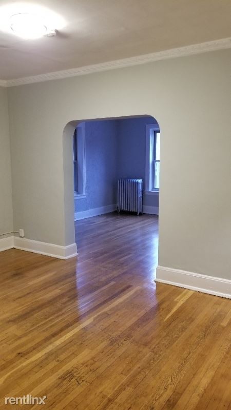 Foto del edificio - 1 br, 1 bath Apartment - 27 E Willis st