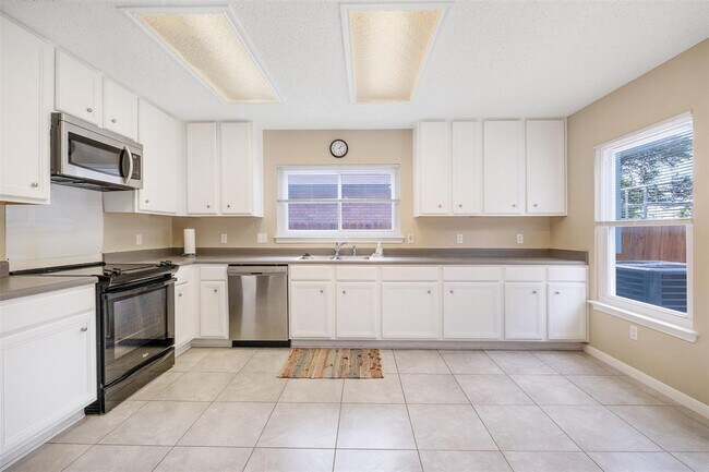 Foto del edificio - 2507 Byfield Dr