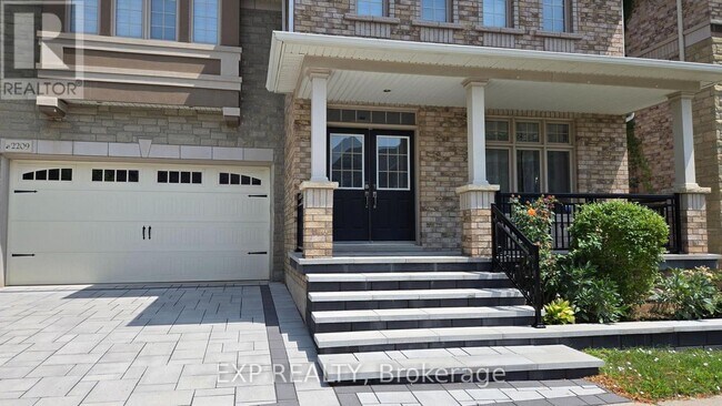Photo du bâtiment - 2209 Blackbird Ct