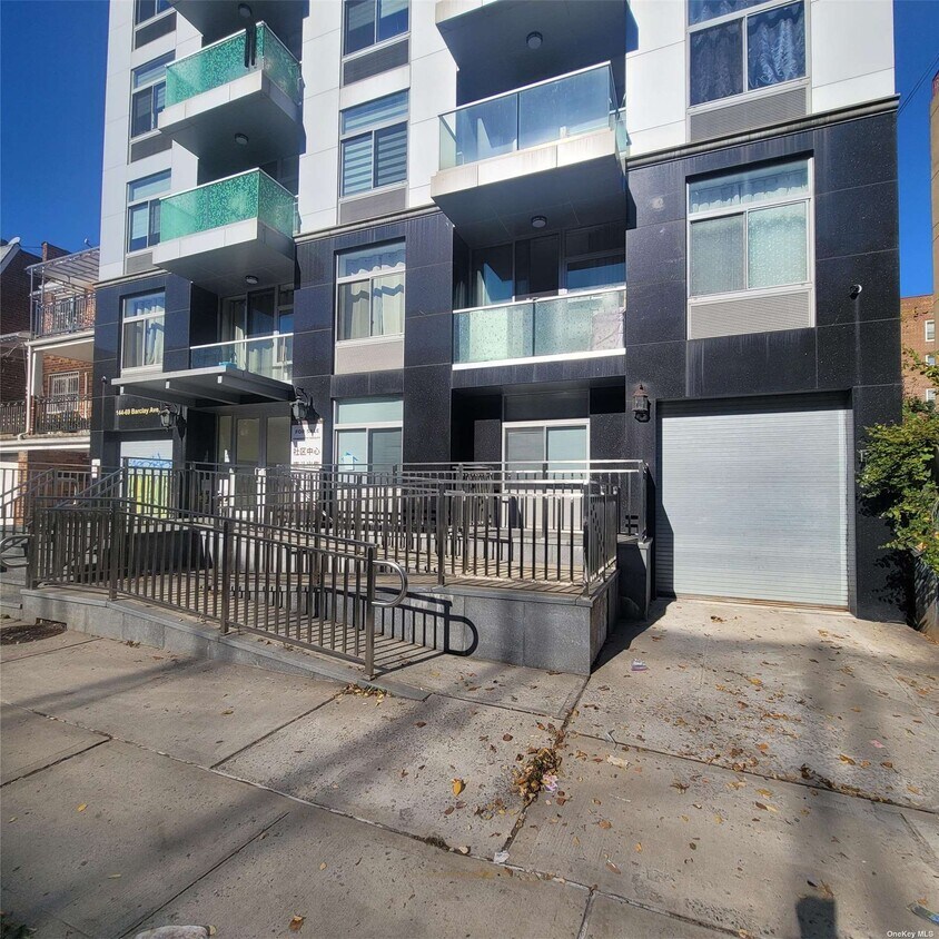 Primary Photo - 144-69 Barclay Ave
