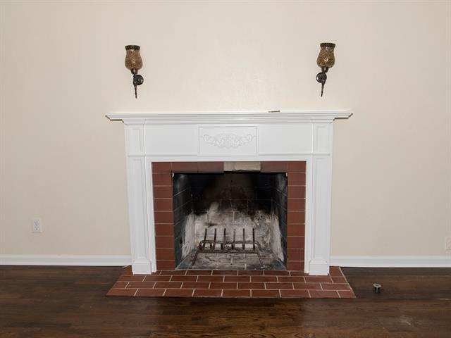 Foto del edificio - 1725 Mapleton Dr