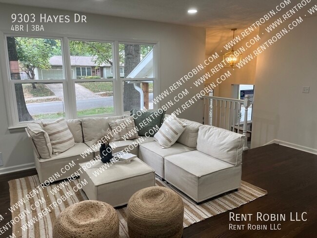 Foto del edificio - 9303 Hayes Dr
