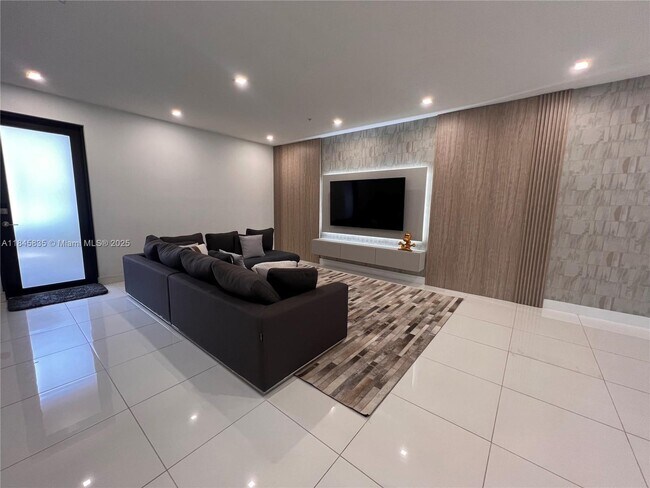 Foto del edificio - 10431 NW 82nd St