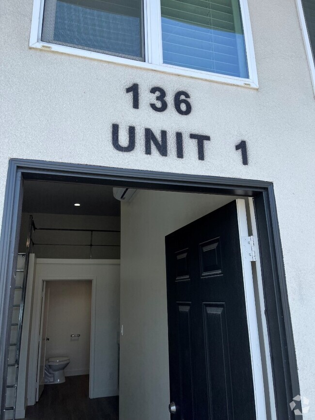 Building Photo - 136-138 W San Ysidro Blvd